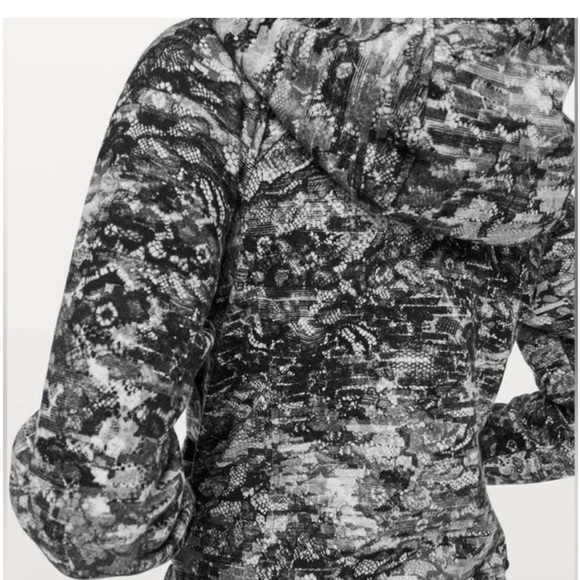 NWOT Lululemon Scuba Hoodie Jacket Full Zip Fleece Masked Lace Starlight Black 4 - Picture 13 of 14